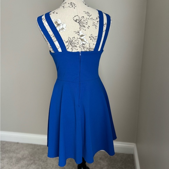 B. Smart Royal Blue Mini Cocktail Dress - Picture 4 of 8